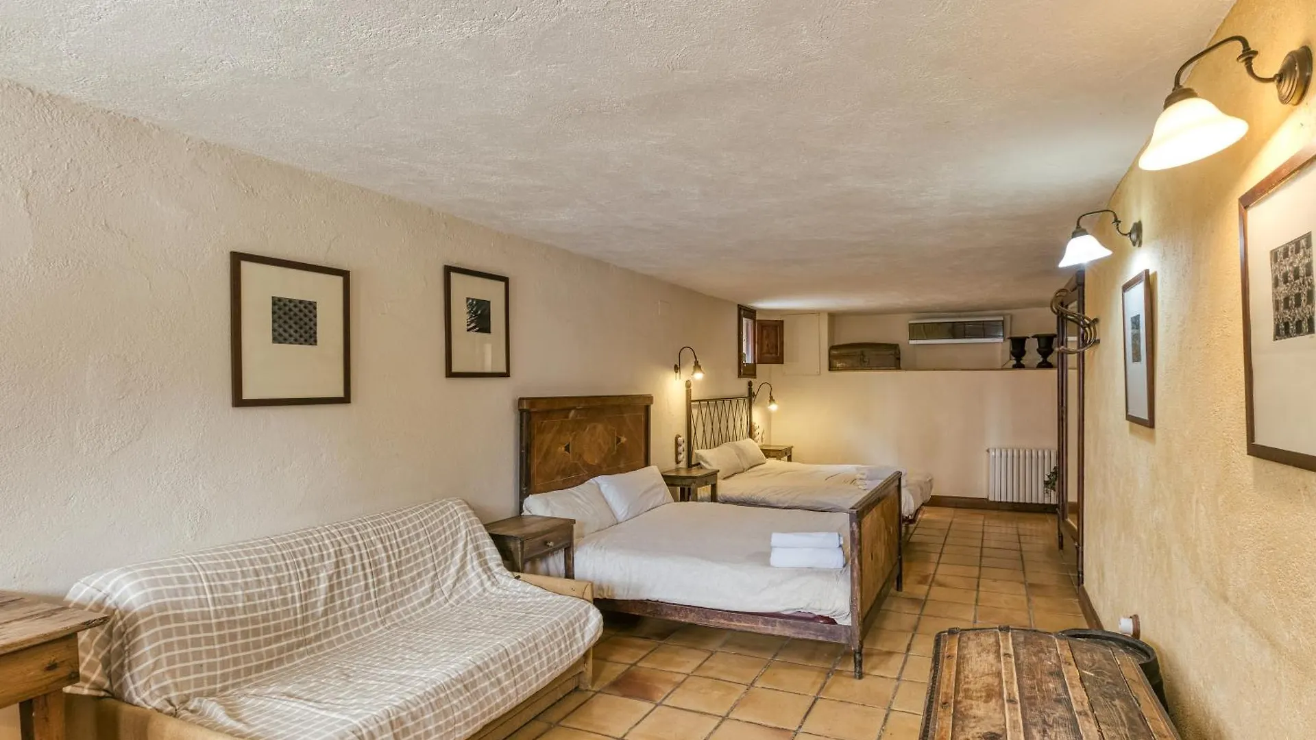 Casa Rural Mas Fuselles Girona 0*,  Spain
